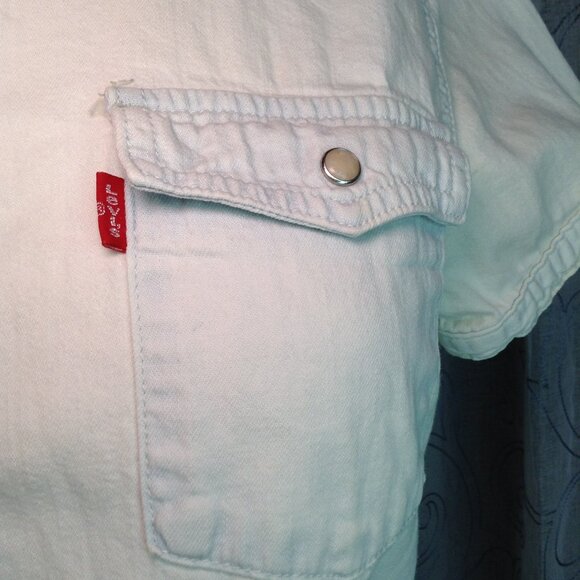 VINTAGE Levi's Ladies M Western wear blouse; 2012, pearl snaps, Cotton, Dude Rch - Picture 2 of 8